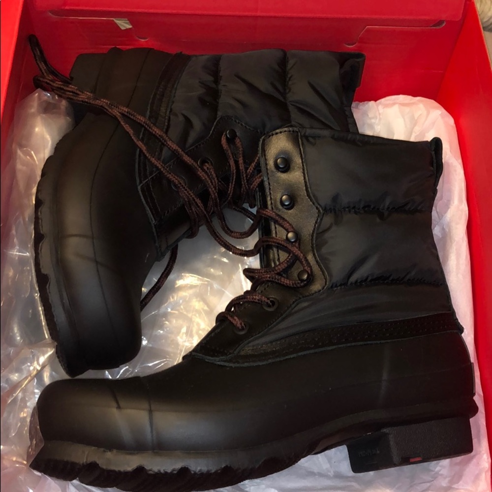 Hunter Quilted Lace up short snow boots
